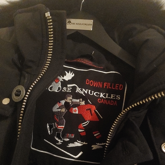 Moose knuckles men's jacket - Picture 2 of 3